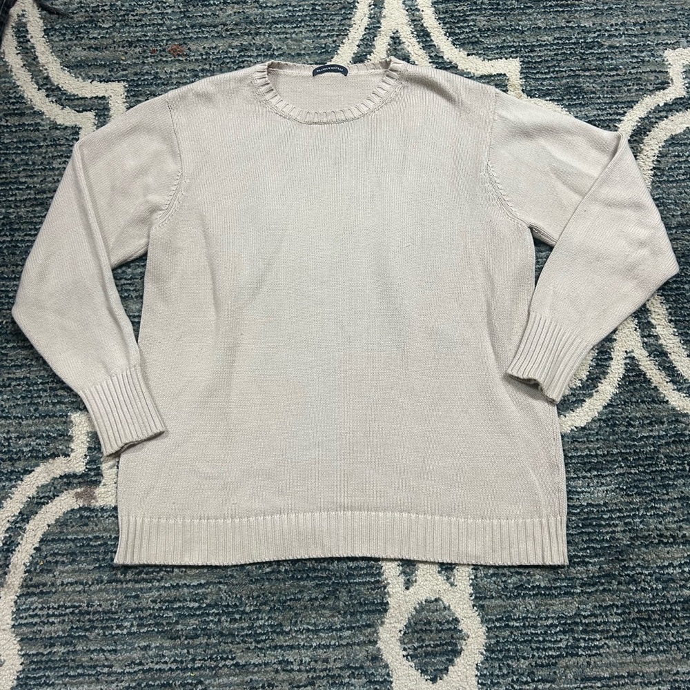 Brandy Melville Classic Cream Women's Sweater